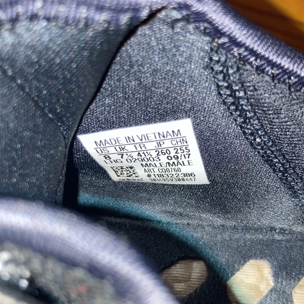 Adidas  NMD R1 - Picture 6 of 6
